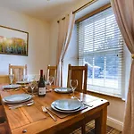 4 Bed In Oc-gl130 Дом отдыха
