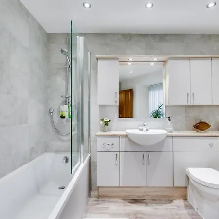 Holiday home Brookside